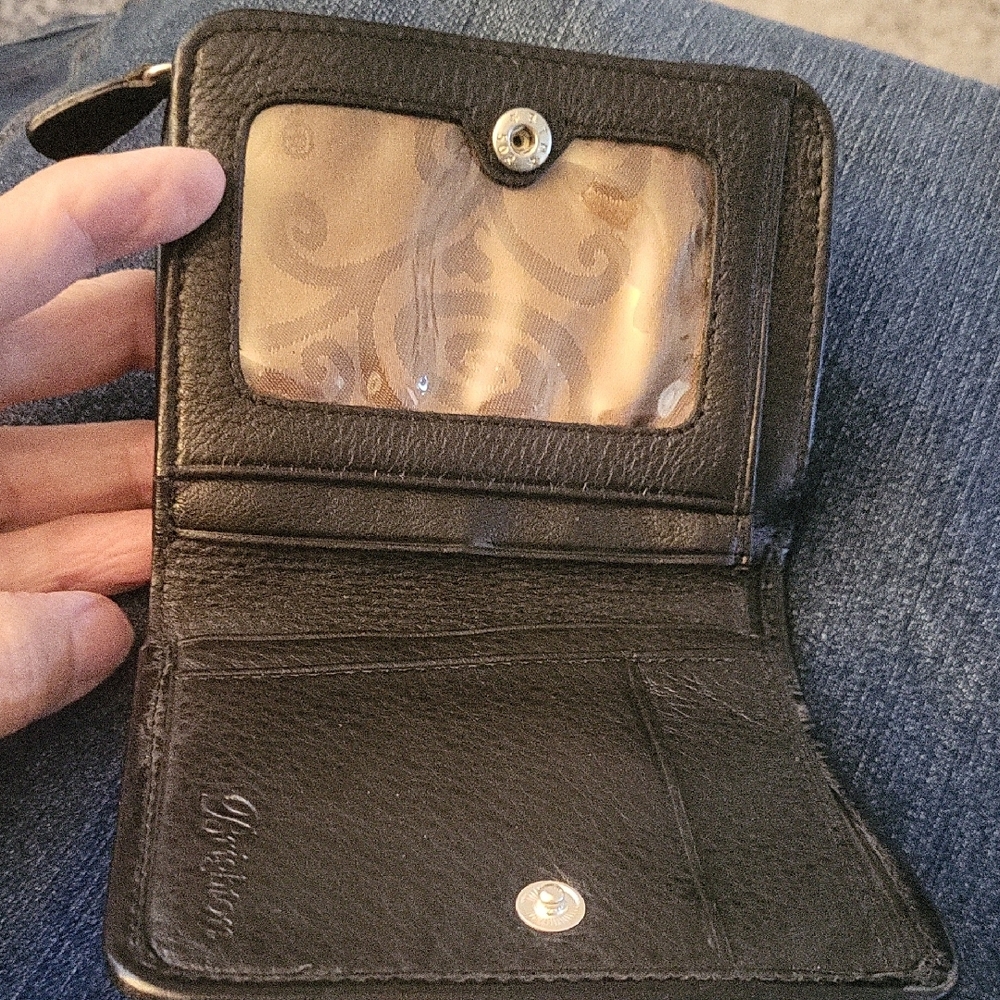 Black Leather Wallet with Decorative Button - Picture 5 of 8